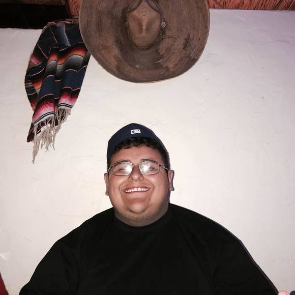 Meet your Posher, Juan - Picture 1 of 1